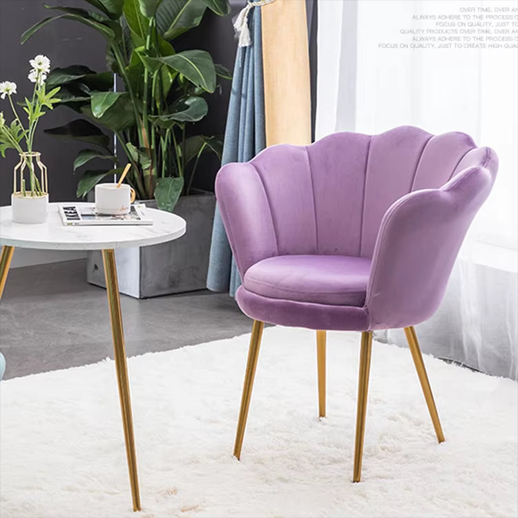 Petal Designed Velvet Fabric Accent Chair / Lixra