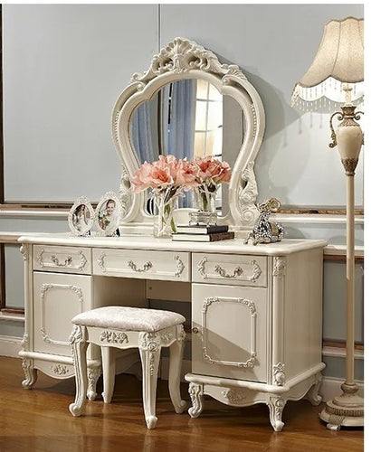 Exquisite European Design Wooden Dresser / Lixra