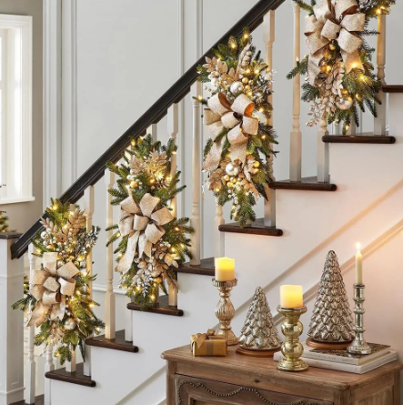 Festive Christmas Wreath and Stairway Swag Set With Light/Lixra