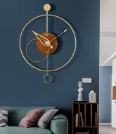 Modern Glorious Metallic Striking Wall Clock / Lixra