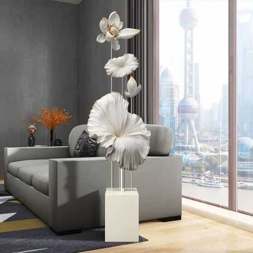 Resin Hand Carved Modern Design Decorative Showpiece / Lixra