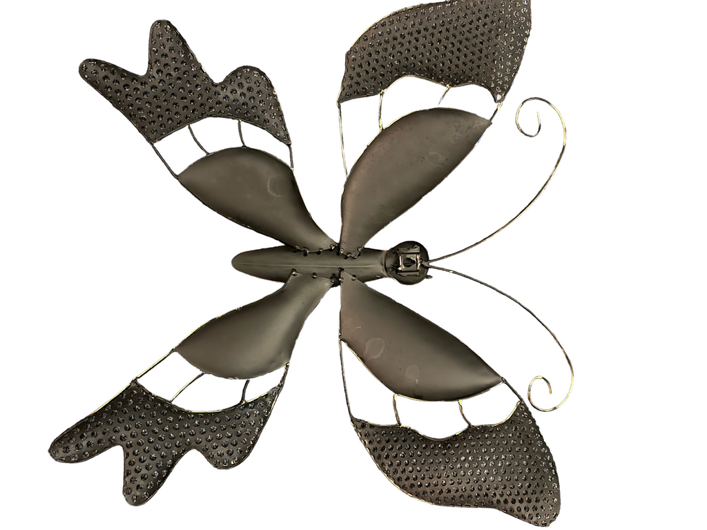 Nature Inspired Metal Wall-Decor for Elegant Interiors - Lixra.com