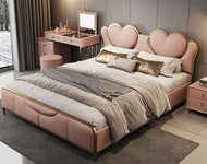 Charming Heart Shaped Leather Bed / Lixra
