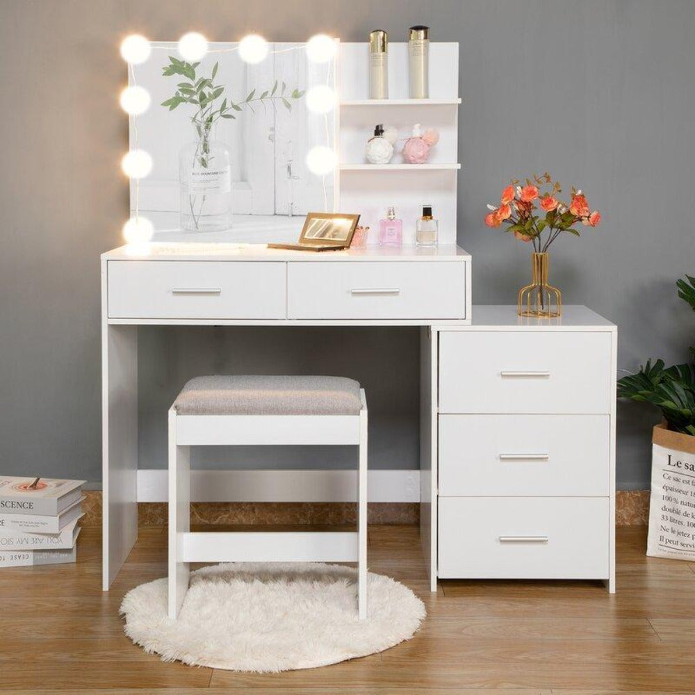 Elegant Solid Color Wooden Dresser for Your Style Elegant Solid Color Wooden Dresser for Your Style
